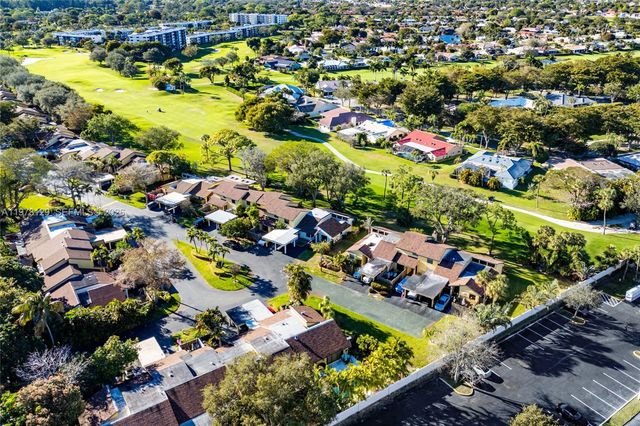 2007 Deer Creek Woodlands Way, Deerfield Beach, FL 33442