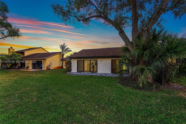 2007 Deer Creek Woodlands Way, Deerfield Beach, FL 33442