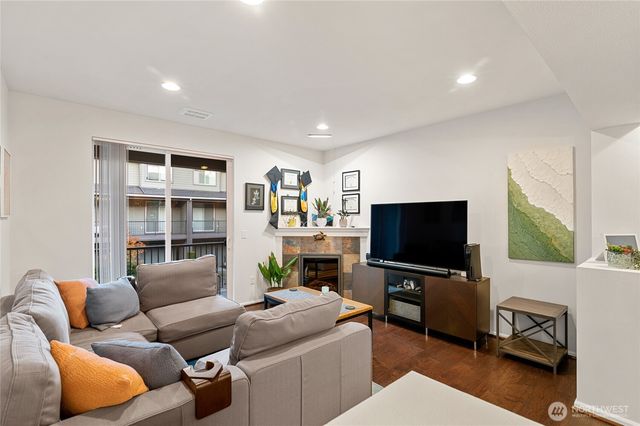 11024 20th Drive SE, Everett, WA 98208