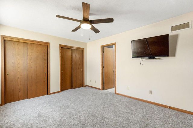 2901 Autumn LANE, East Troy, WI 53120