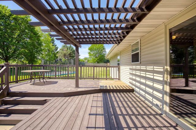 2901 Autumn LANE, East Troy, WI 53120