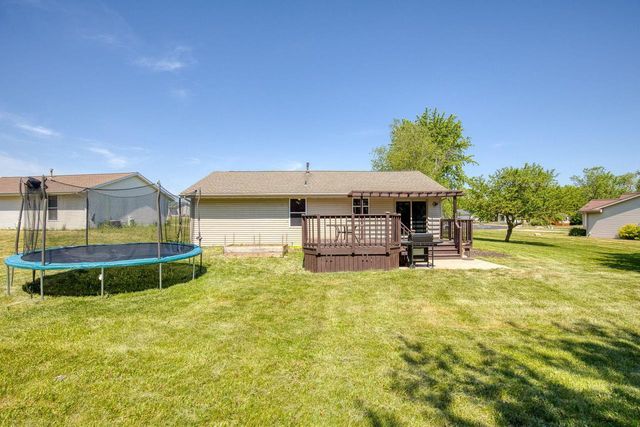 2901 Autumn LANE, East Troy, WI 53120
