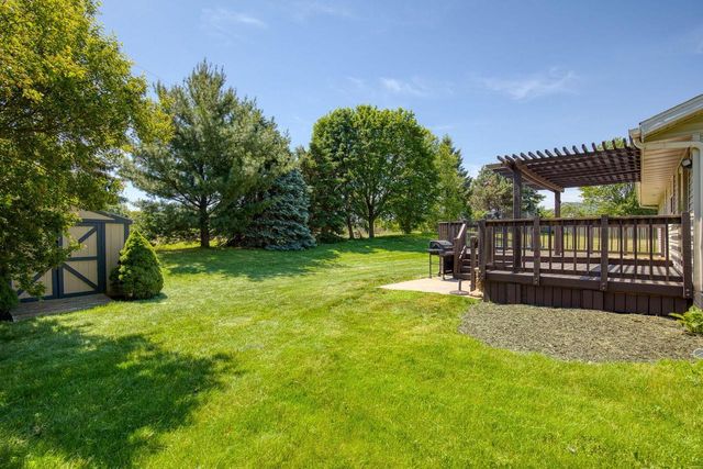 2901 Autumn LANE, East Troy, WI 53120