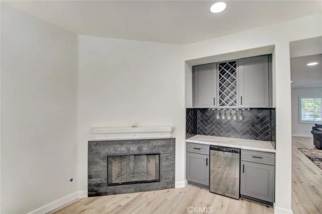 1464 Pinewood Drive, Corona, CA 92881