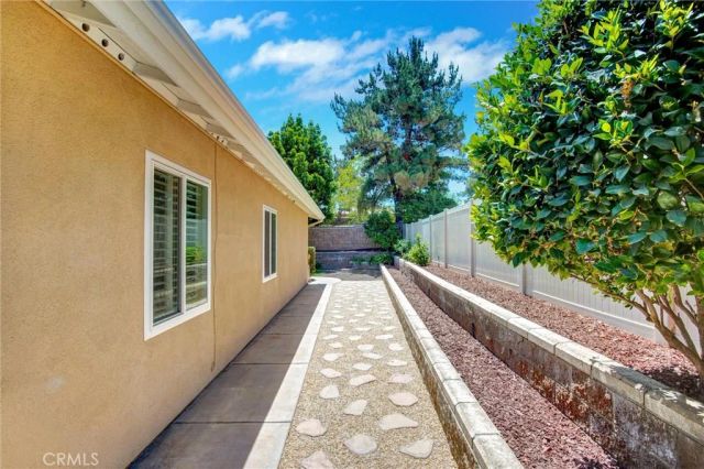 1464 Pinewood Drive, Corona, CA 92881