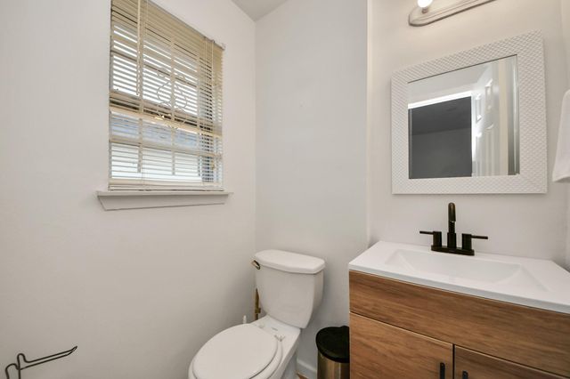 6319 Guadalupe Street, Houston, TX 77016