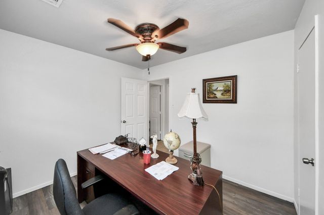 6319 Guadalupe Street, Houston, TX 77016