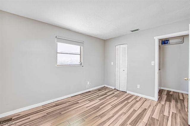 42 Temple CT, Lehigh Acres, FL 33936