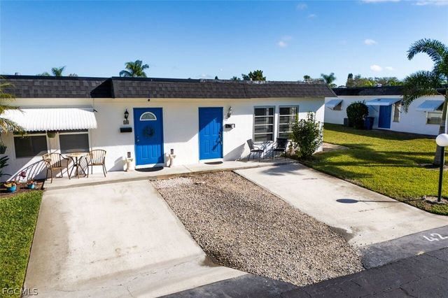 42 Temple CT, Lehigh Acres, FL 33936