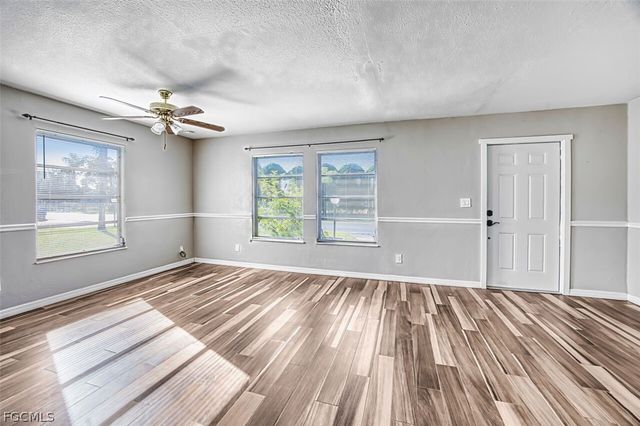 42 Temple CT, Lehigh Acres, FL 33936