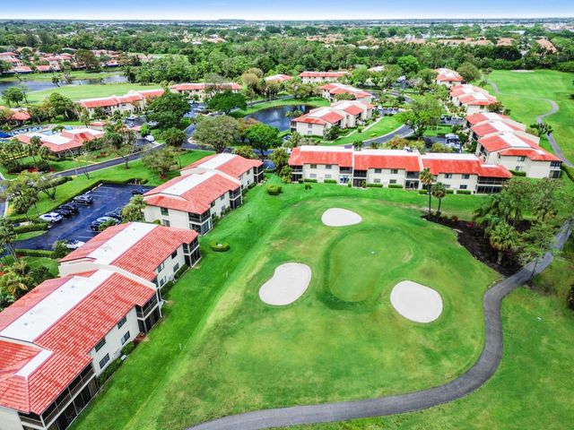 21215 Lago Circle C, Boca Raton, FL 33433
