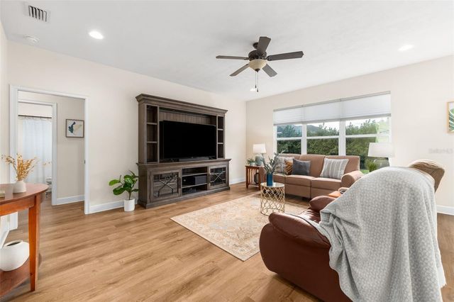 12215 NW 162ND DRIVE, Alachua, FL 32615
