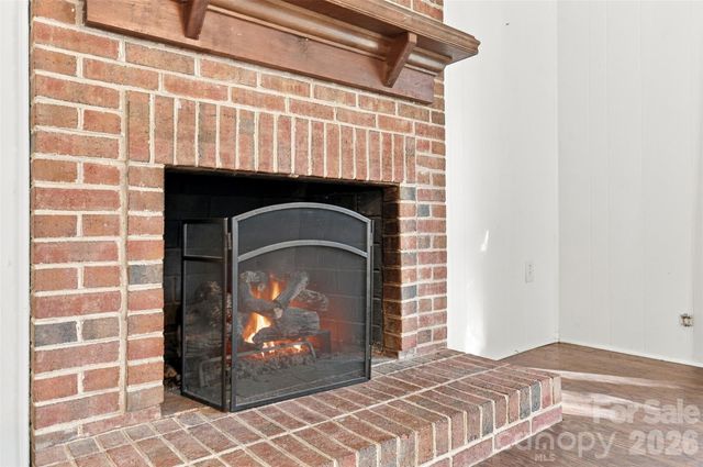 320 Sunnywood Lane, Charlotte, NC 28270