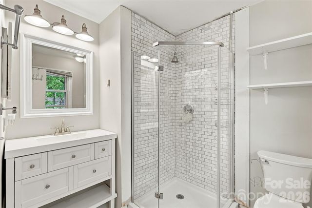 320 Sunnywood Lane, Charlotte, NC 28270