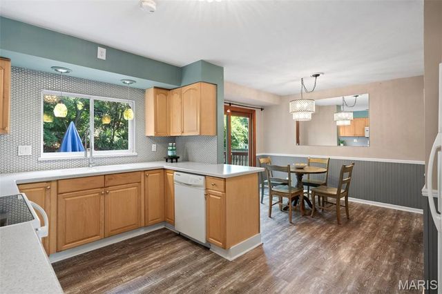 9509 Arban Drive, Crestwood, MO 63126