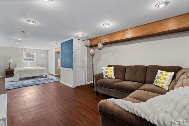 9509 Arban Drive, Crestwood, MO 63126