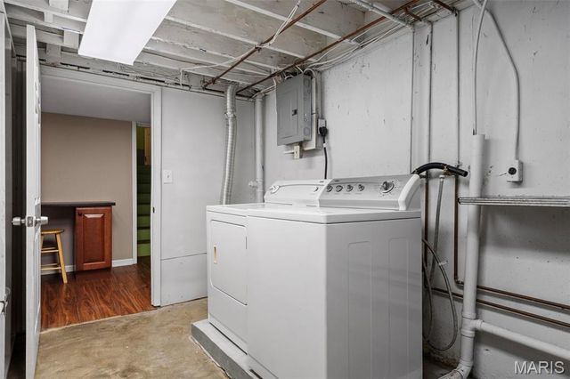 9509 Arban Drive, Crestwood, MO 63126