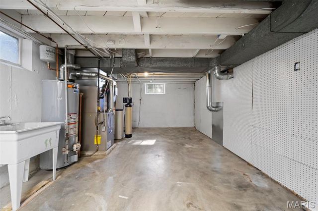 9509 Arban Drive, Crestwood, MO 63126