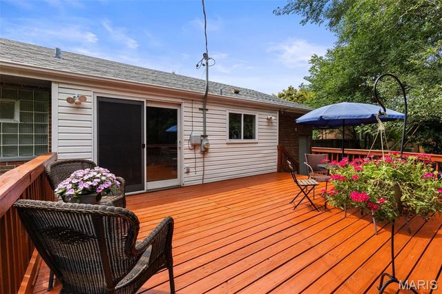 9509 Arban Drive, Crestwood, MO 63126