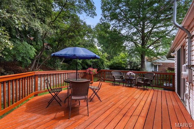9509 Arban Drive, Crestwood, MO 63126