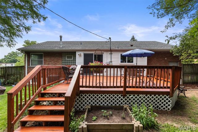 9509 Arban Drive, Crestwood, MO 63126
