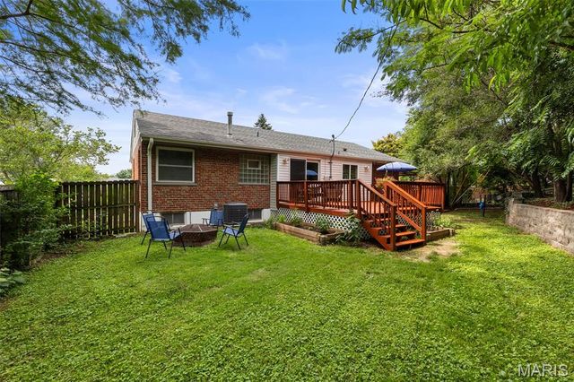 9509 Arban Drive, Crestwood, MO 63126