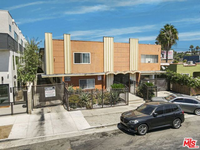 4315 Burns Avenue, Los Angeles, CA 90029
