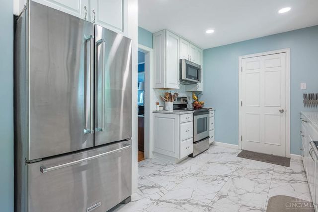 3300 Hampton Place, Middletown, OH 45042