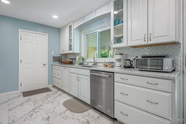 3300 Hampton Place, Middletown, OH 45042