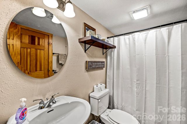 160 Bridle Drive, Maggie Valley, NC 28751