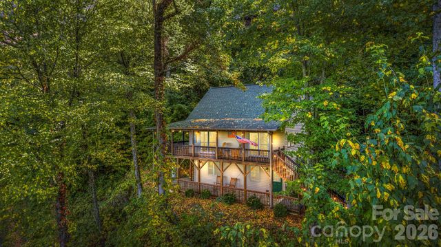 160 Bridle Drive, Maggie Valley, NC 28751