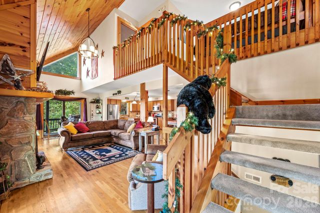 160 Bridle Drive, Maggie Valley, NC 28751