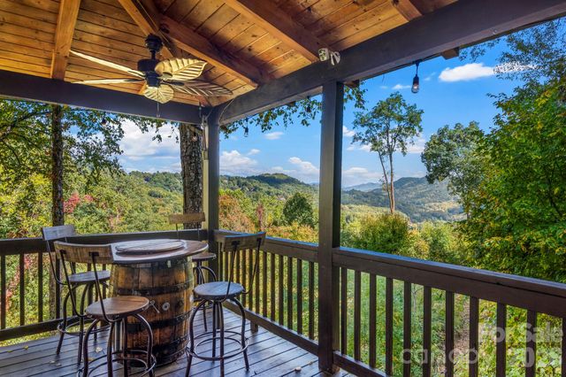 160 Bridle Drive, Maggie Valley, NC 28751