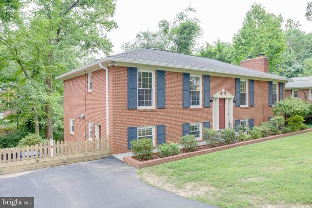 5817 DAWES AVE, Alexandria, VA 22311