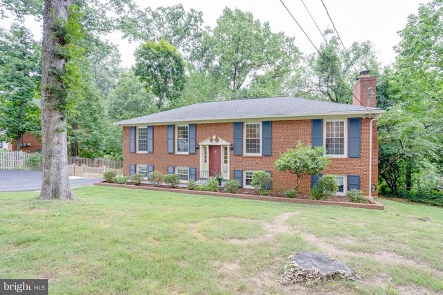 5817 DAWES AVE, Alexandria, VA 22311