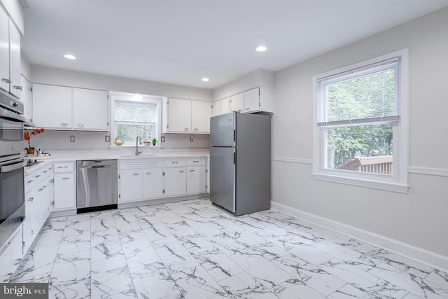 5817 DAWES AVE, Alexandria, VA 22311