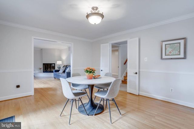 5817 DAWES AVE, Alexandria, VA 22311