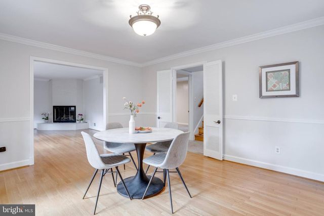 5817 DAWES AVE, Alexandria, VA 22311