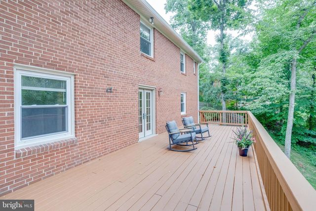 5817 DAWES AVE, Alexandria, VA 22311