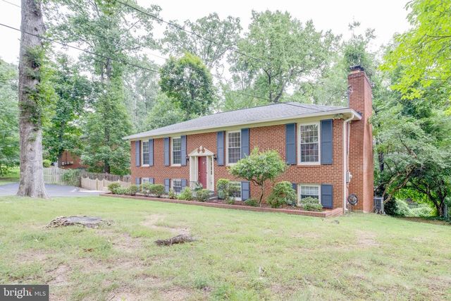 5817 DAWES AVE, Alexandria, VA 22311