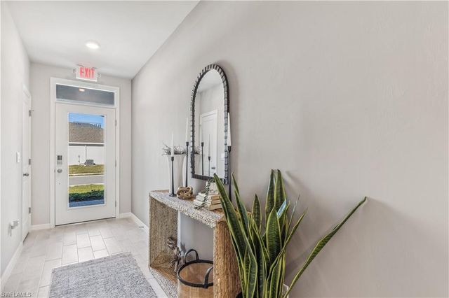 2979 NOVELIST CT, Fort Myers, FL 33905