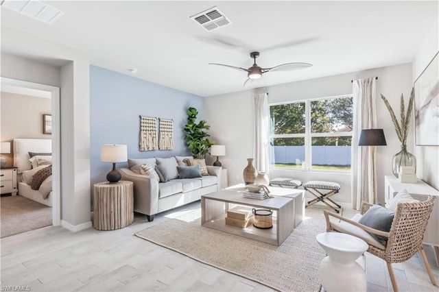 2979 NOVELIST CT, Fort Myers, FL 33905