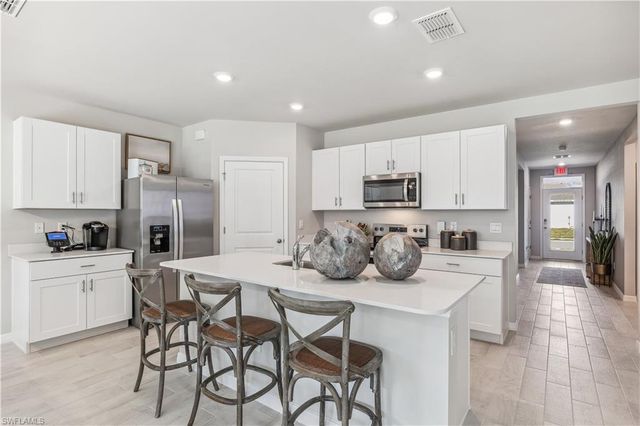 2979 NOVELIST CT, Fort Myers, FL 33905
