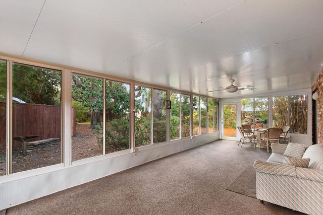 1202 NE Beachview Drive, Fort Walton Beach, FL 32547