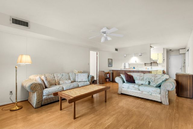 1202 NE Beachview Drive, Fort Walton Beach, FL 32547