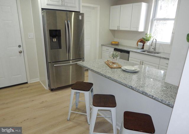 242 RIVERVIEW AVE, Dundalk, MD 21222