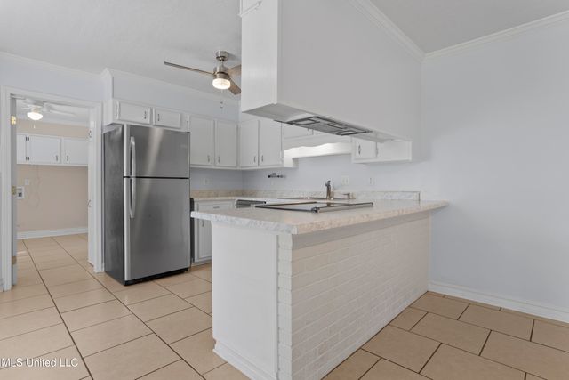 309 Jamaica Drive, Ocean Springs, MS 39564