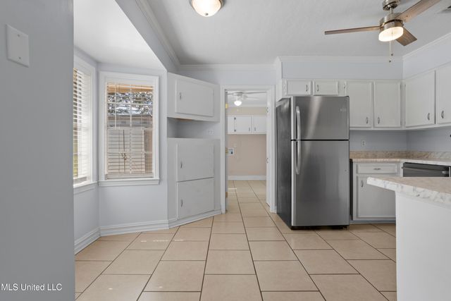 309 Jamaica Drive, Ocean Springs, MS 39564