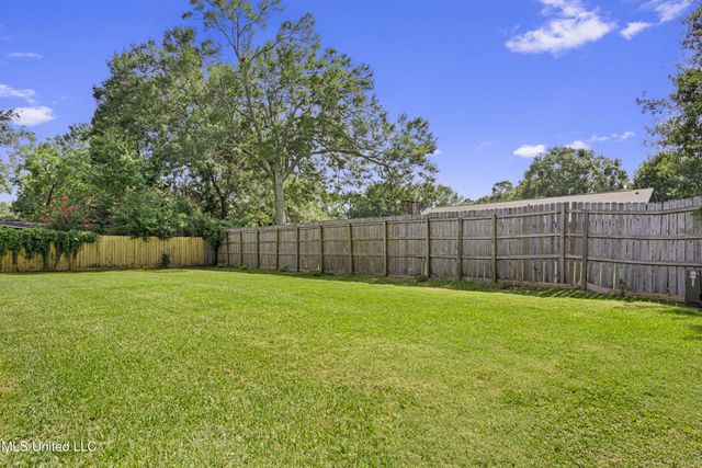 309 Jamaica Drive, Ocean Springs, MS 39564