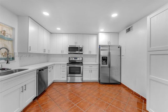 8749 SW 137th Ave 8749, Miami, FL 33183
